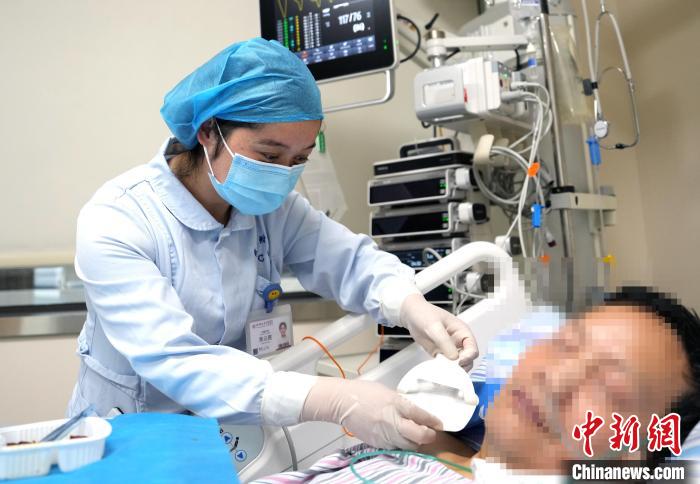 賭波：國際護士節：致敬生命的守“護”者