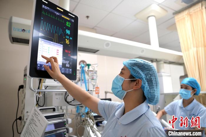 賭波：國際護士節：致敬生命的守“護”者