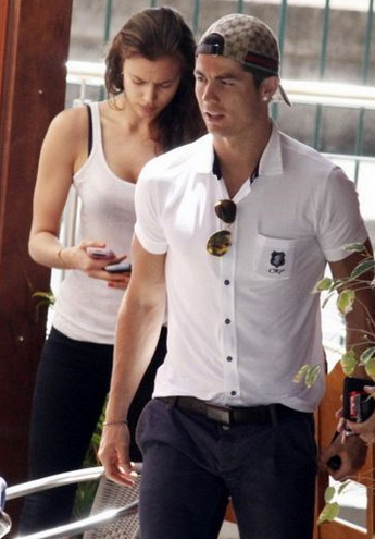 {賭馬}(c罗和女友乔治娜最新消息)