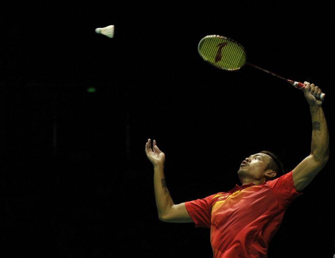 {賭馬}(羽毛球杀球慢动作视频教学) {賭馬}(羽毛球杀球慢动作视频教学)